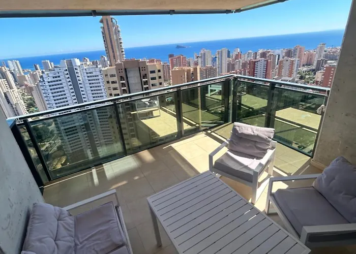 Kronos Apartment